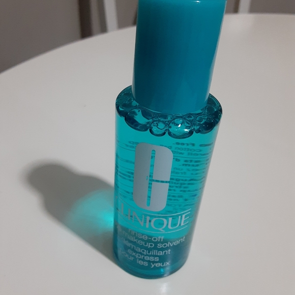 Clinique cosmetic with bag - Picture 2 of 10